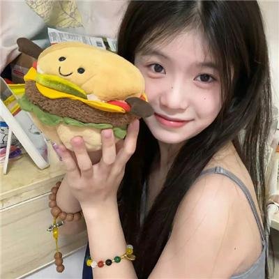 三块广告牌